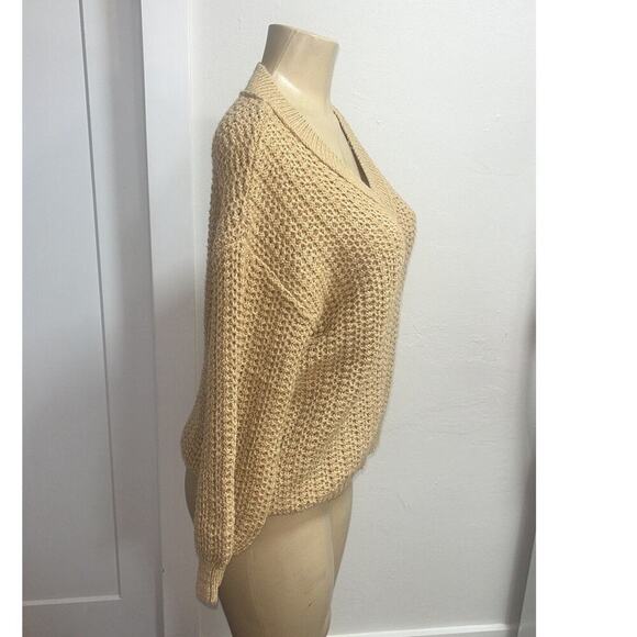 Last One! NWT SO Cable Knit Yarn Sweater Sz M Tan Camel - Picture 5 of 8